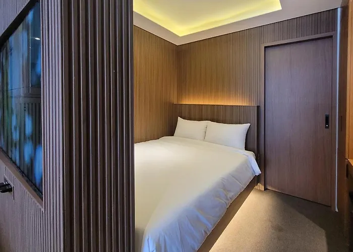 Uh The Myeongdong Hotel