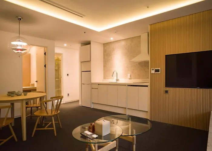 Uh The Myeongdong Hotel Seoul