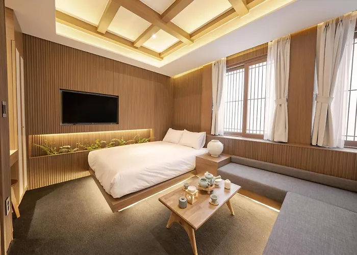 Hotel Uh The Myeongdong Seoul