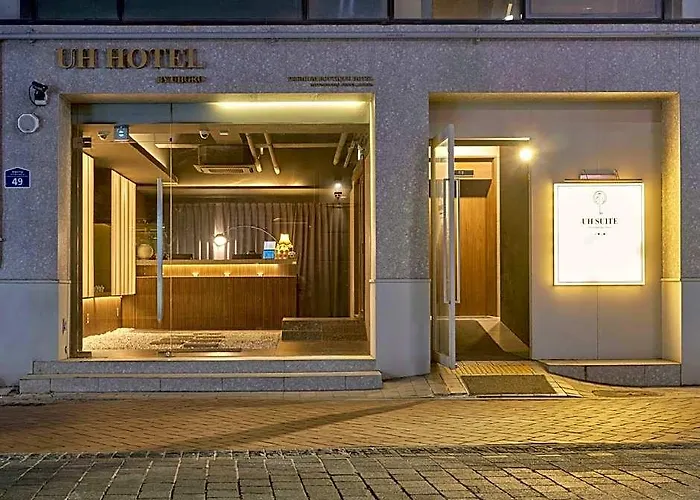 Hotel Uh The Myeongdong