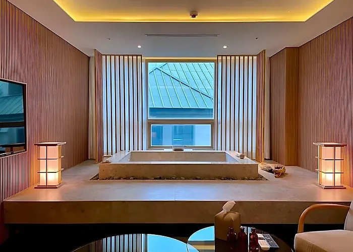 Uh The Myeongdong Hotel Seul