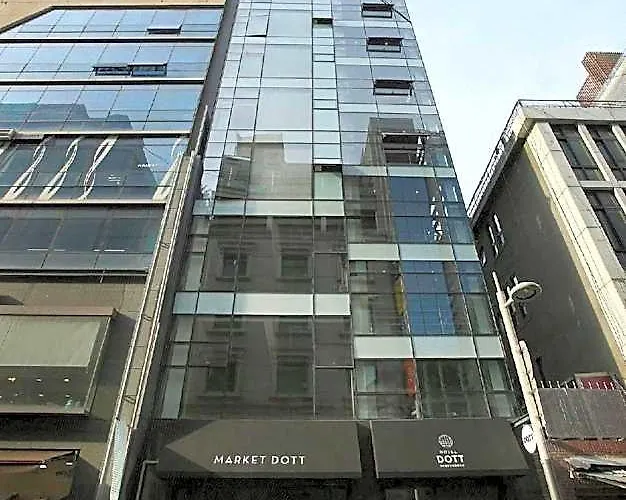 Uh The Myeongdong 3*