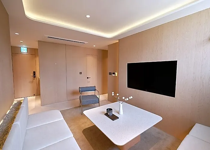 Uh The Myeongdong 3* Seoul
