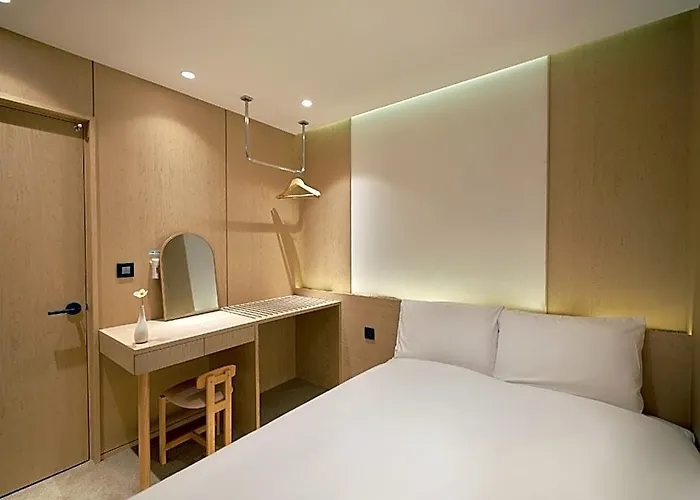 Hotel Uh The Myeongdong Seoul